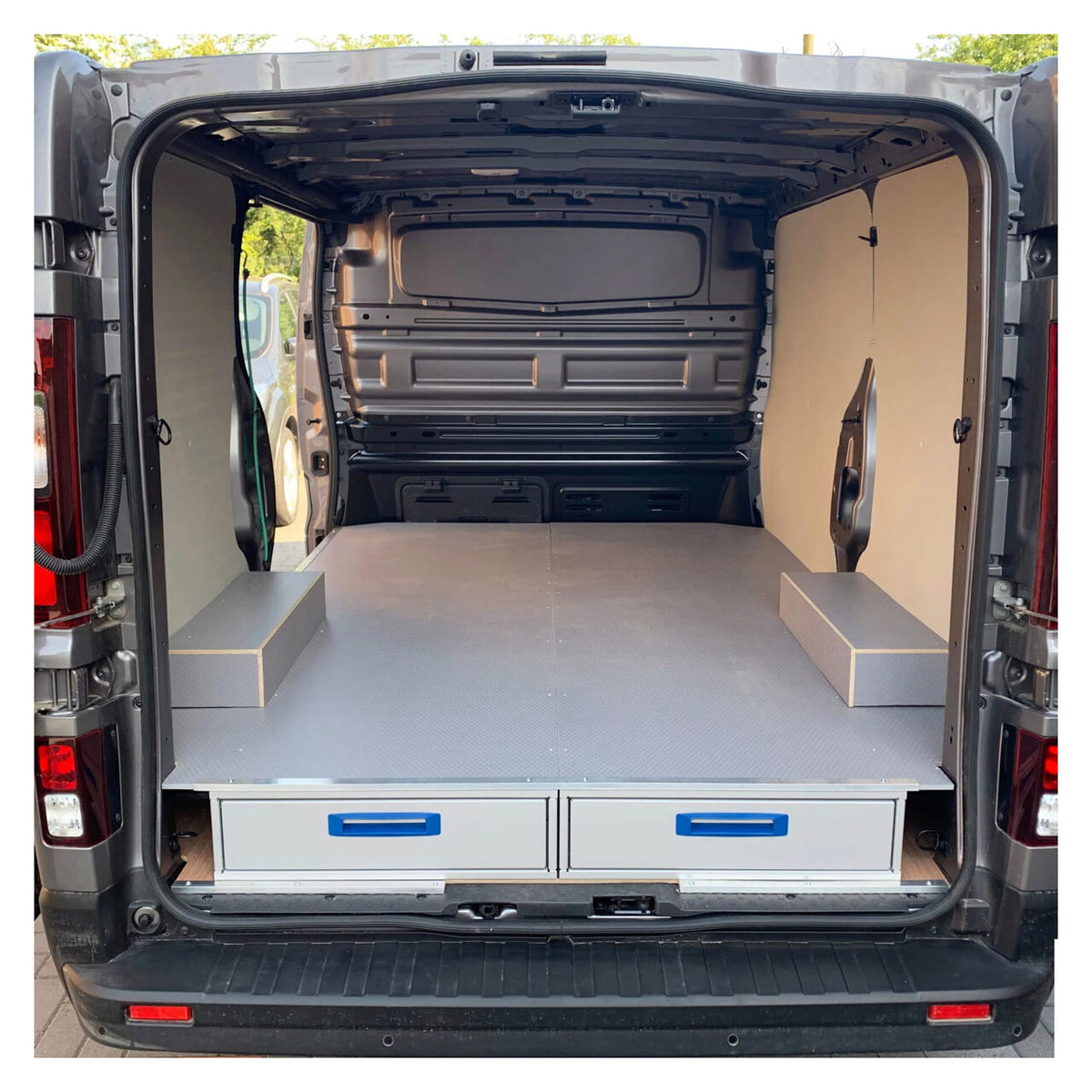 Sistem de sertare sub podea XLD Line Provan 57-1-154-00 pentru RENAULT Trafic 2014, ampatament L2 (3498 mm), inaltime H2 (2493 mm)
