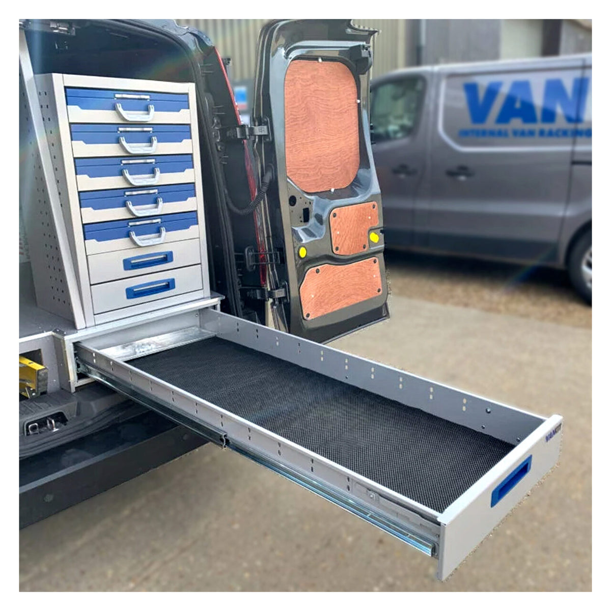Sistem de sertare sub podea XLD Line Provan 57-1-155-00 pentru CITROEN Berlingo 2018, ampatament L1 (2785 mm), inaltime H1 (1796 mm)