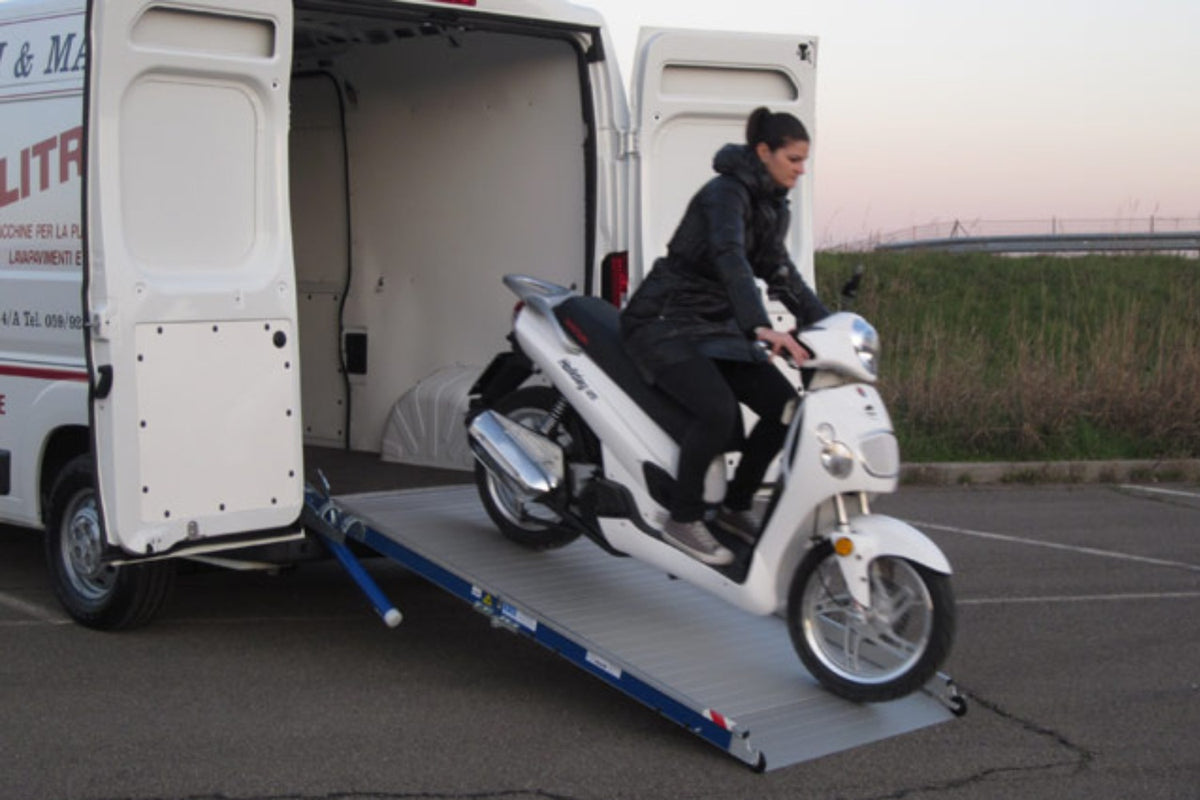 Rampa de incarcare WM LIGHT PLUS, latime 50 cm, lungime 325 cm, capacitate suportata 600 kg