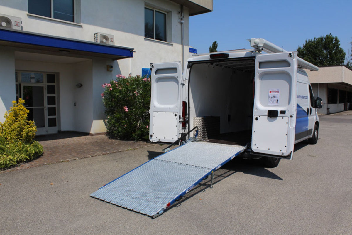 Rampa de incarcare WM PC-R, latime 100 cm, lungime 210 cm, capacitate suportata 500 kg