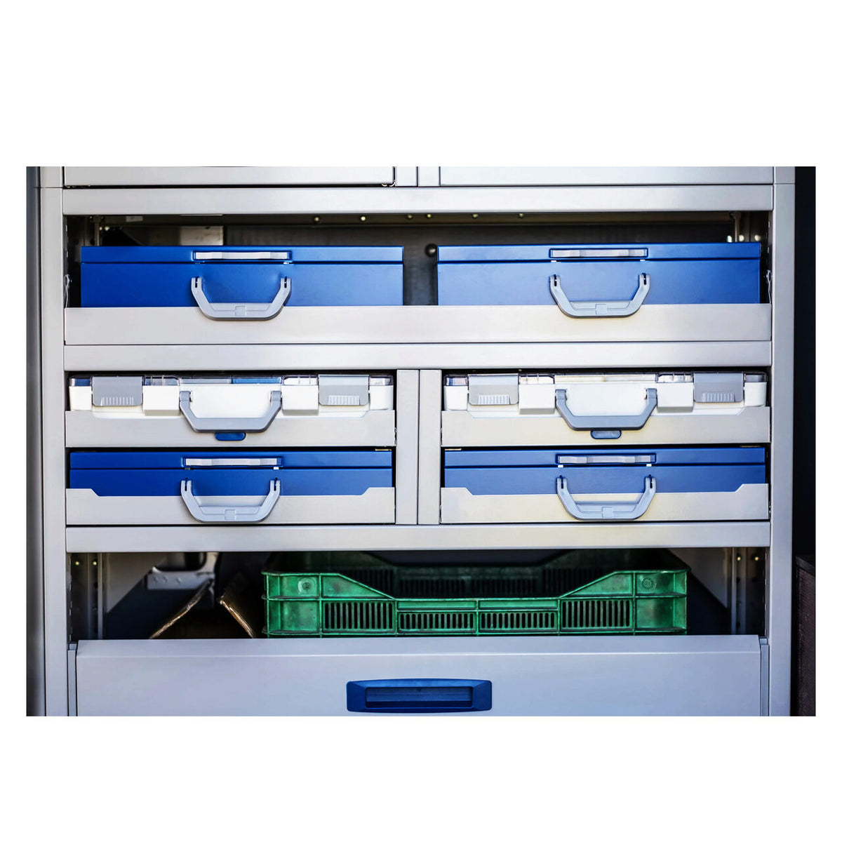 Sistem mobilier modular Provan SVOS-2003-1 pentru FIAT Scudo 2022, ampatament L1 (2925 mm), inaltime H1 (1905 mm)