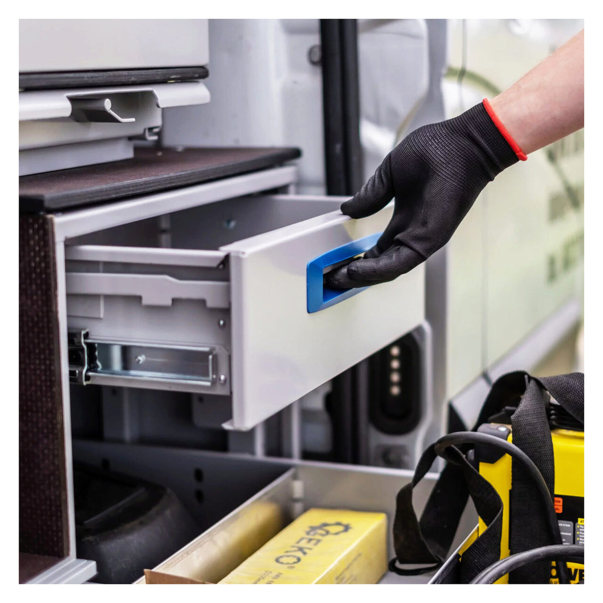 Sistem mobilier modular Provan VCPL-125-002-1 pentru OPEL Combo 2011-2018, ampatament L1 (2755 mm), inaltime H1 (1845 mm)