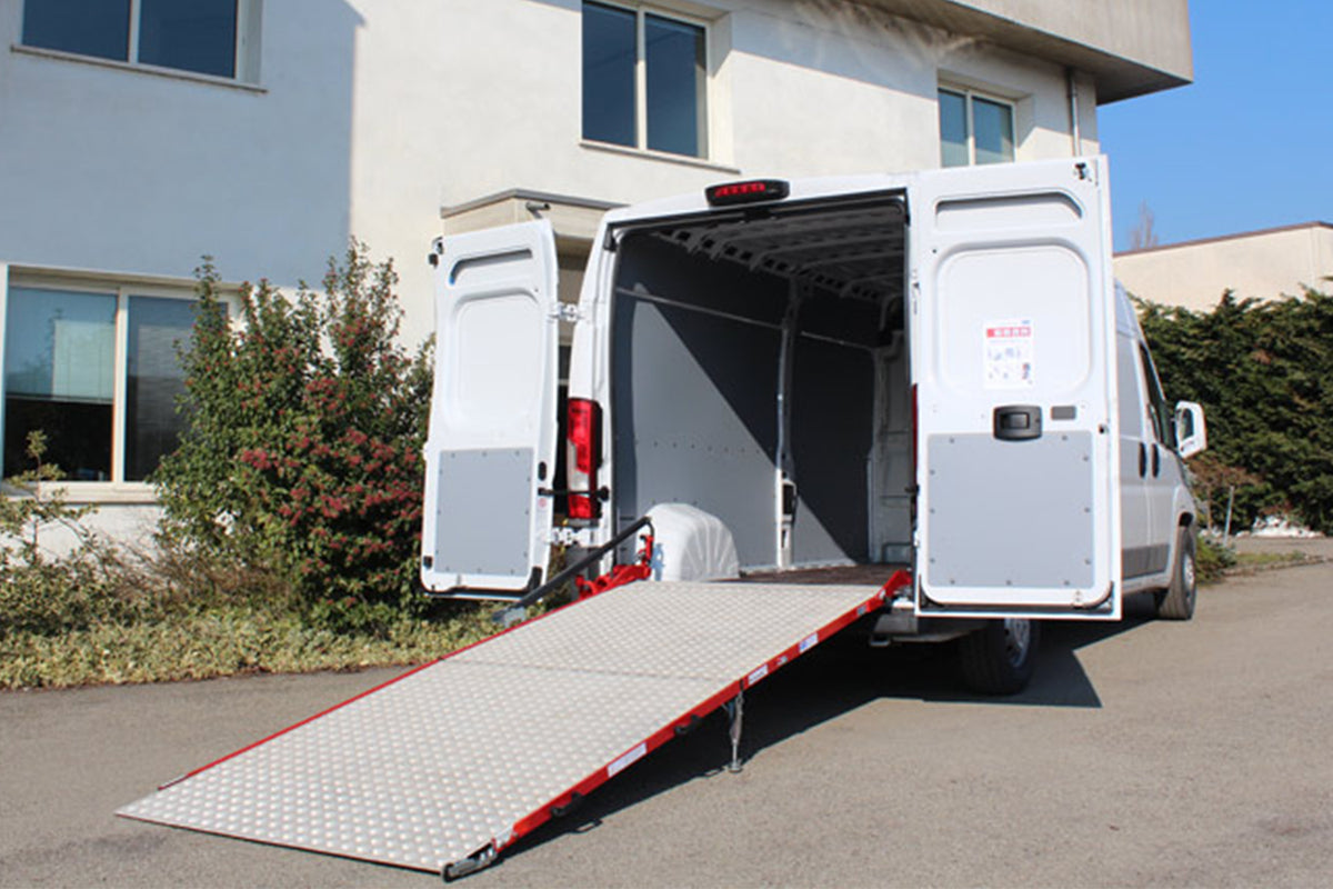 Rampa de incarcare WM PC, latime 125 cm, lungime 265 cm, capacitate suportata 1500 kg