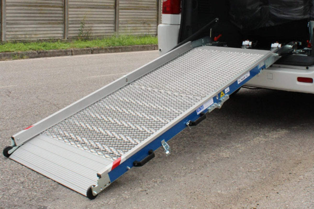 Rampa de incarcare WM LIGHT-R, latime 100 cm, lungime 225 cm, capacitate suportata 300 kg