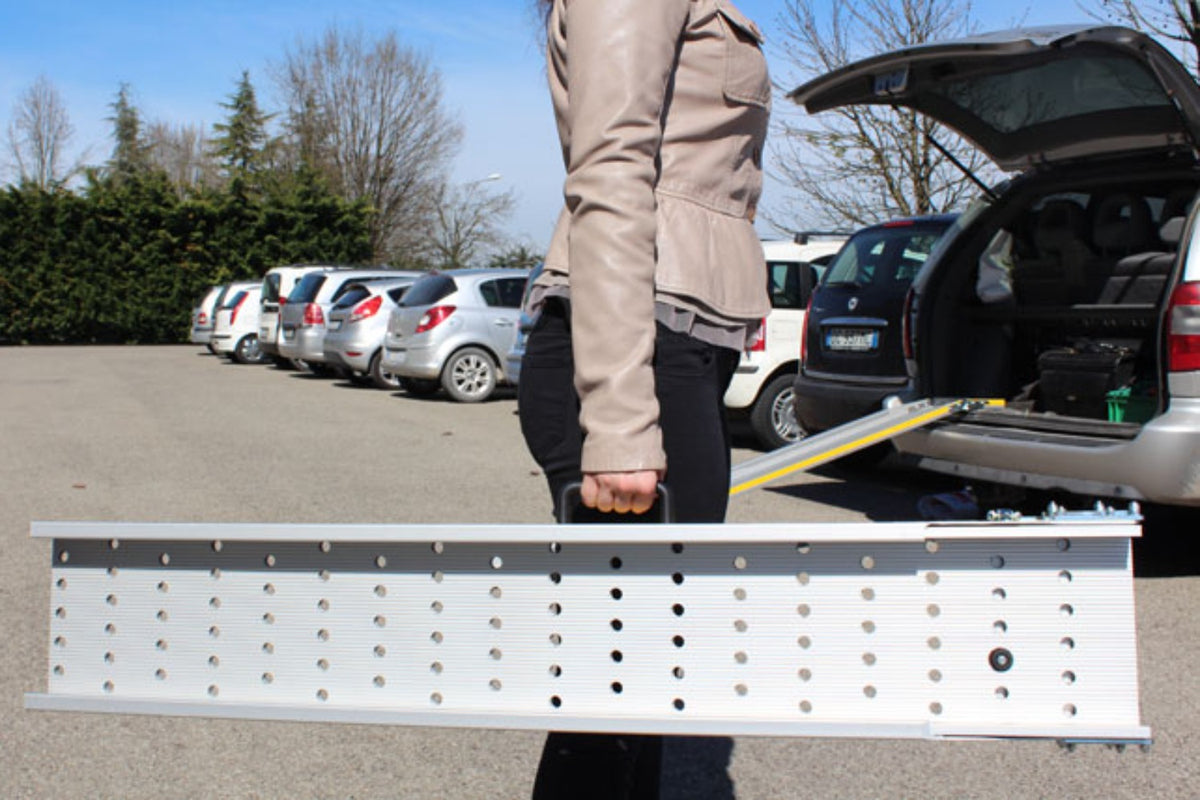 Rampa de incarcare WM TELESCOPIC, latime 18.5 cm, lungime 225 cm, capacitate suportata 150 kg